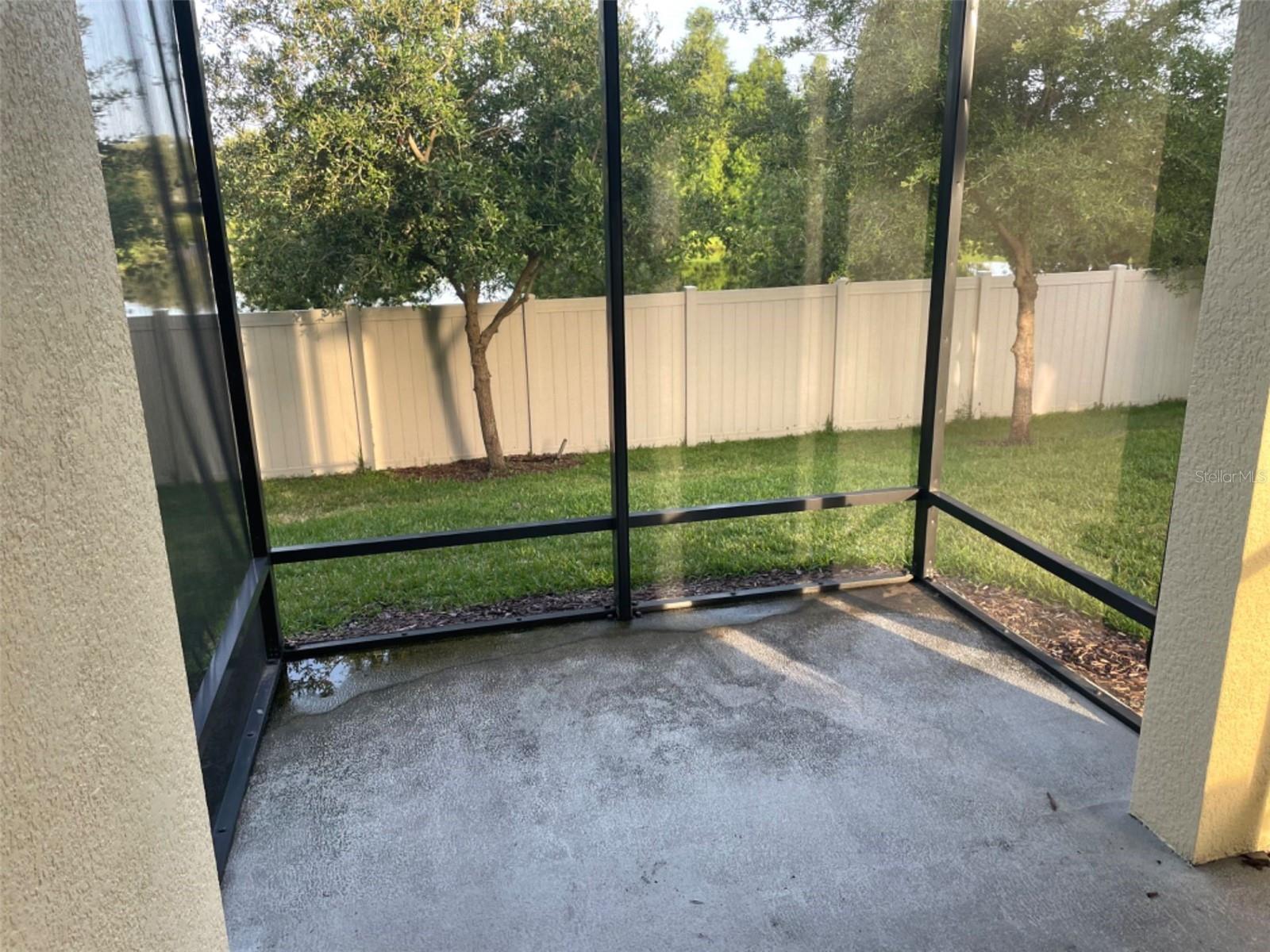 WEST LAKE TWNHMS PH 2 - Residential Lease