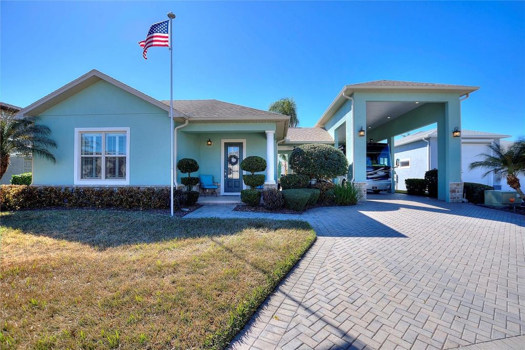 Photo of 1030 Crossroads Drive, Polk City, FL 33868 (MLS # L4959005)