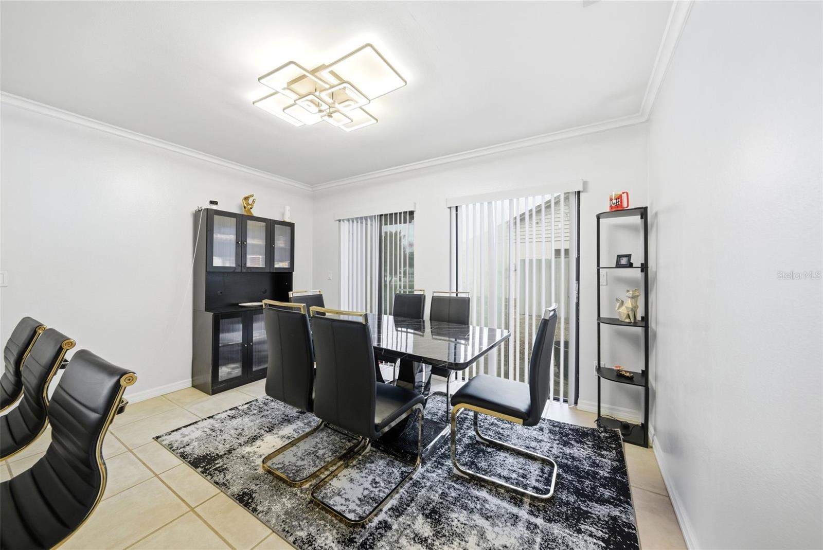 CAROLINE ESTATES - Residential