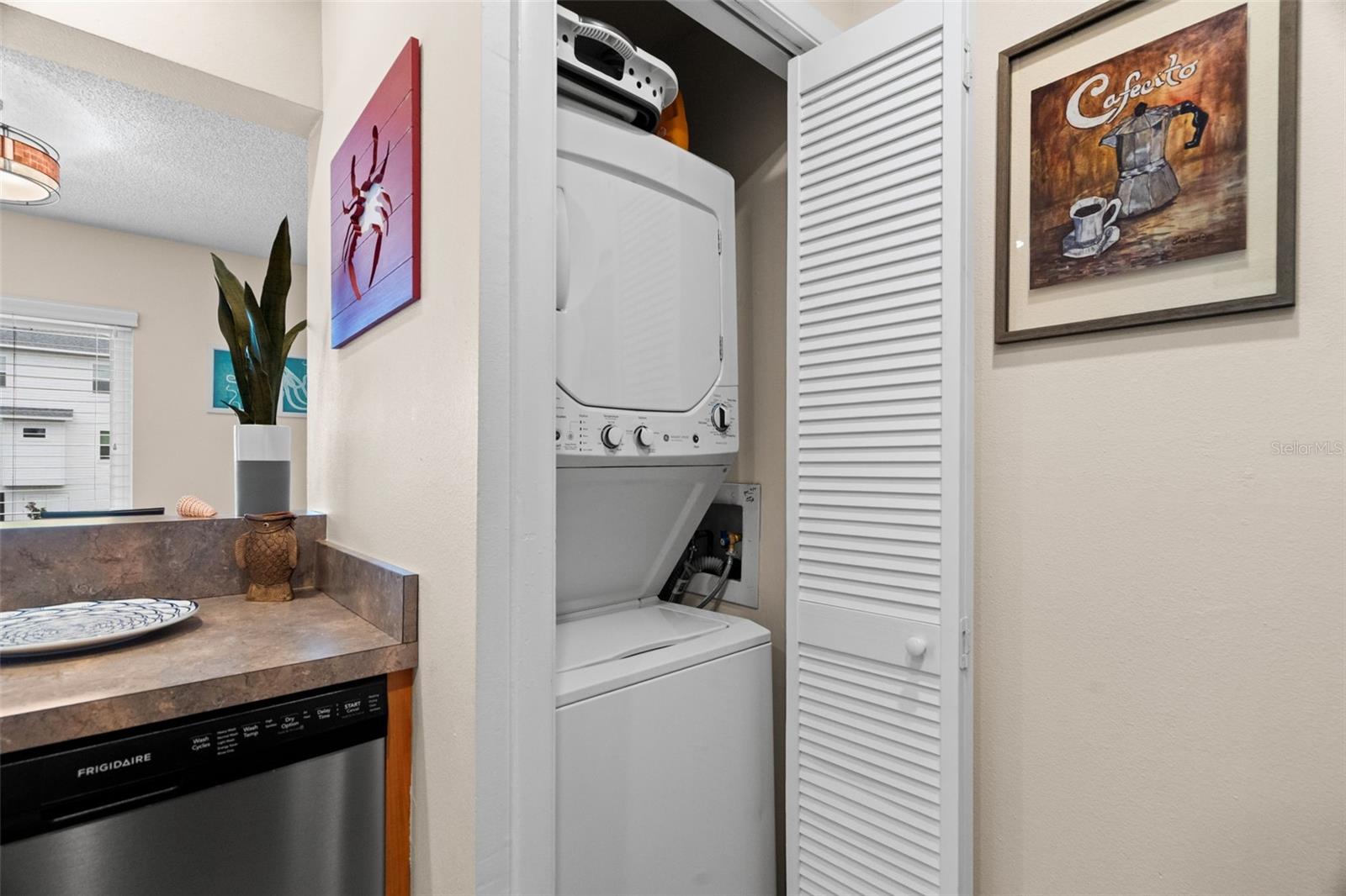 MOORINGS THE CONDO - Residential