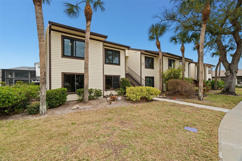 Photo of 377 Moorings Cove Drive #9H, Tarpon Springs, FL 34689 (MLS # TB8479241)