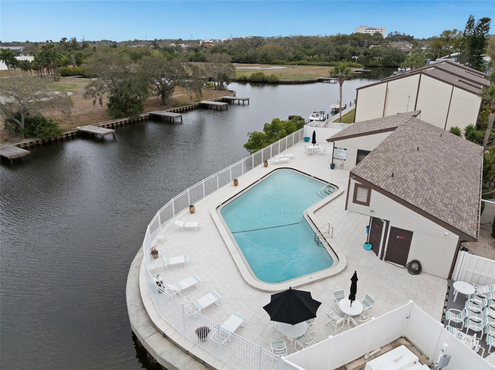 MOORINGS THE CONDO - Residential