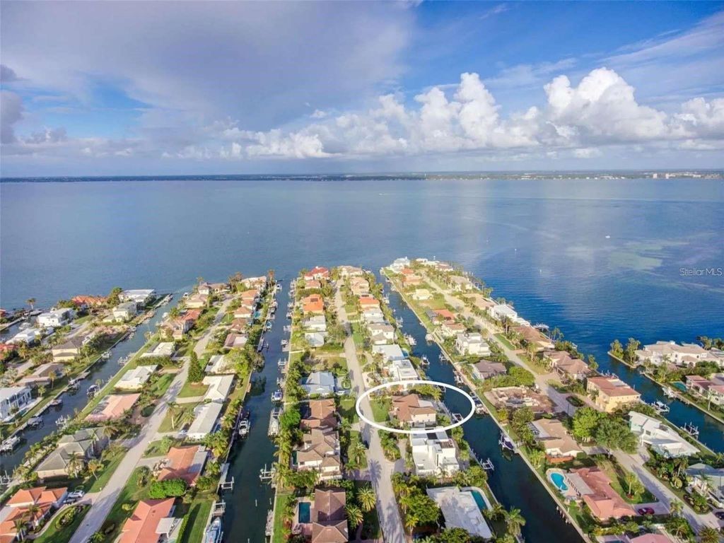 Photo of 562 Ranger Lane, Longboat Key, FL 34228 (MLS # TB8425596)