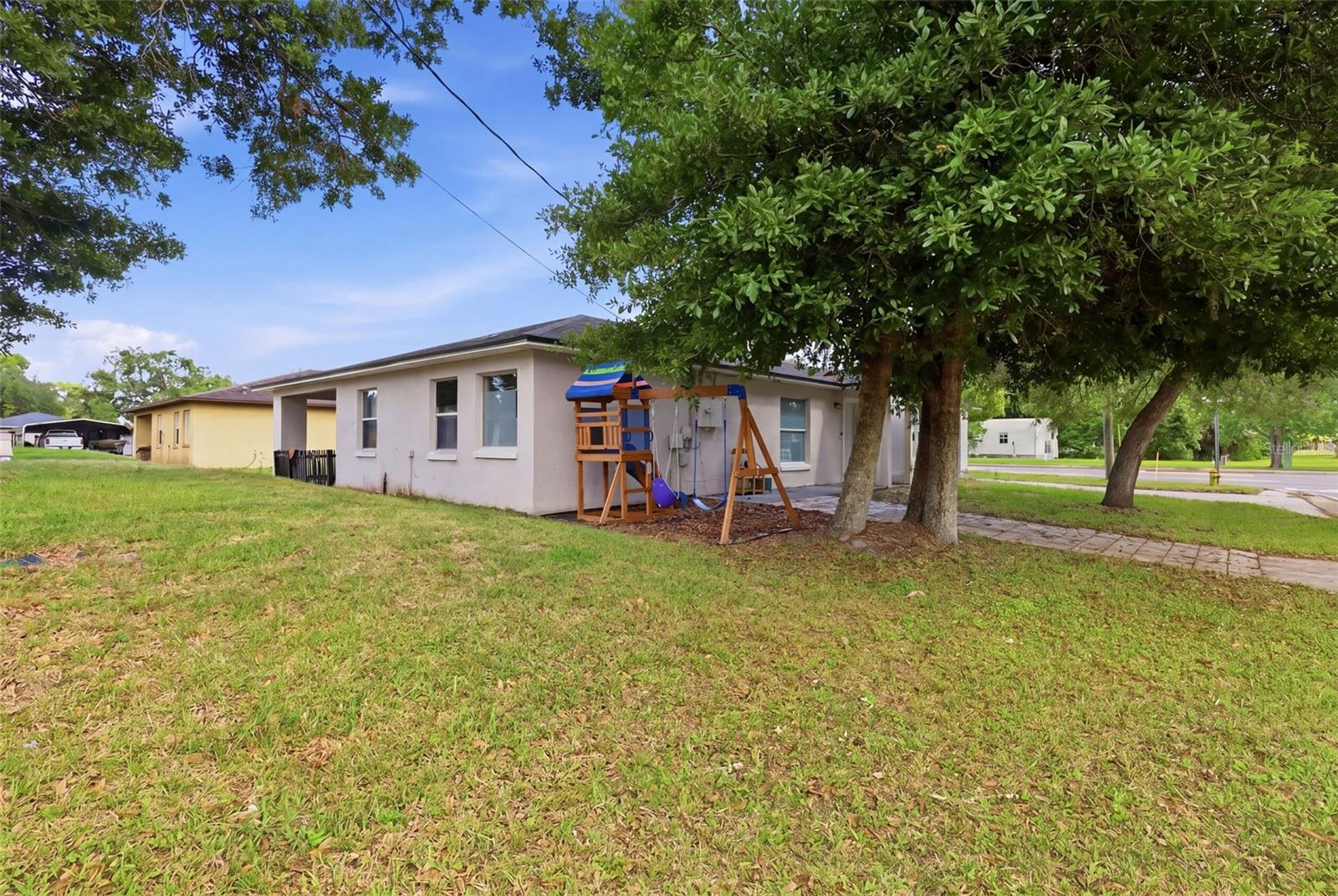 DREAMWOLD 3RD SEC - Residential