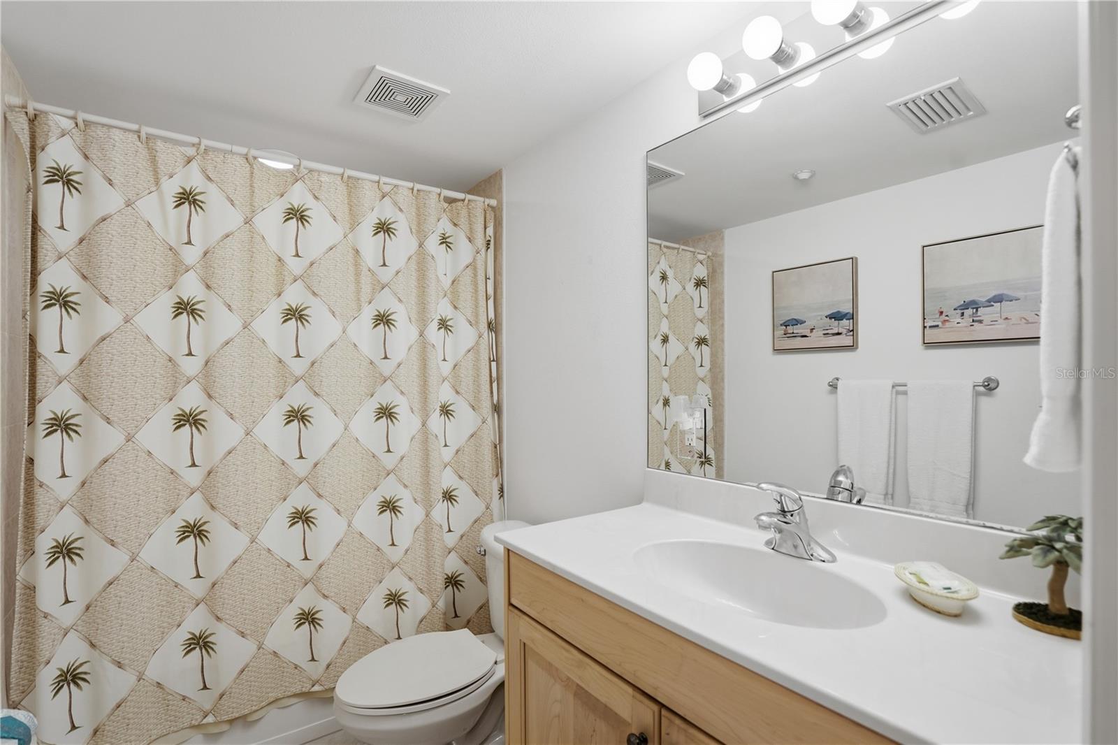 LA CONTESSA CONDO - Residential