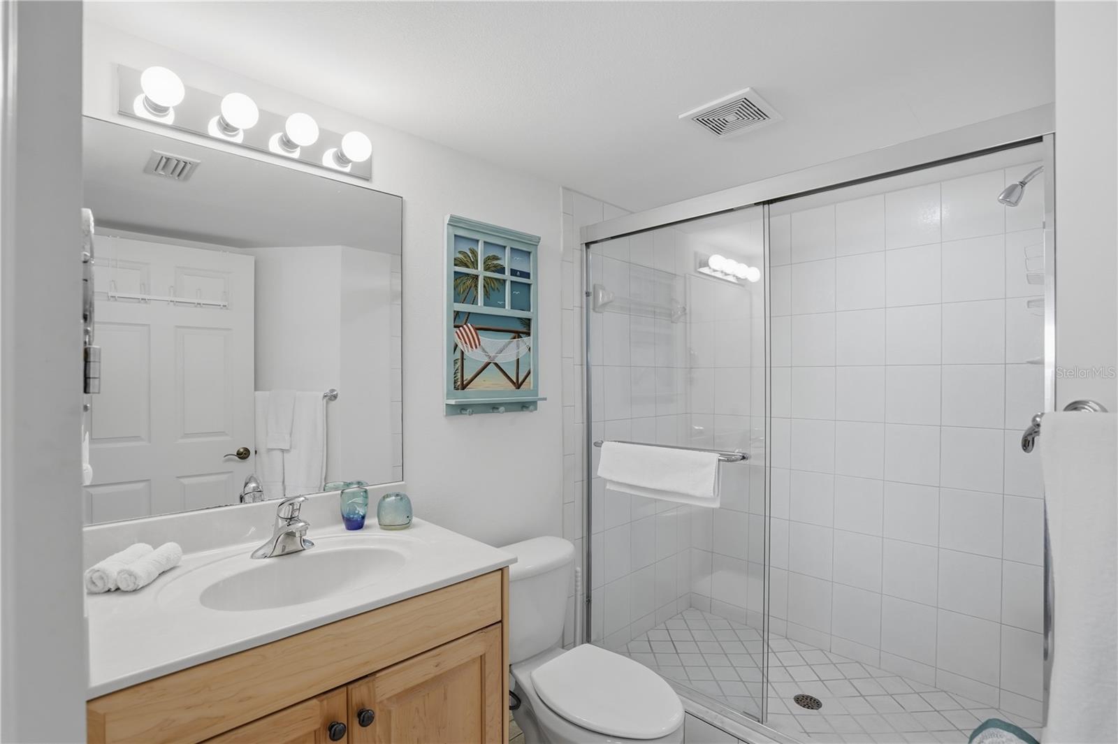 LA CONTESSA CONDO - Residential