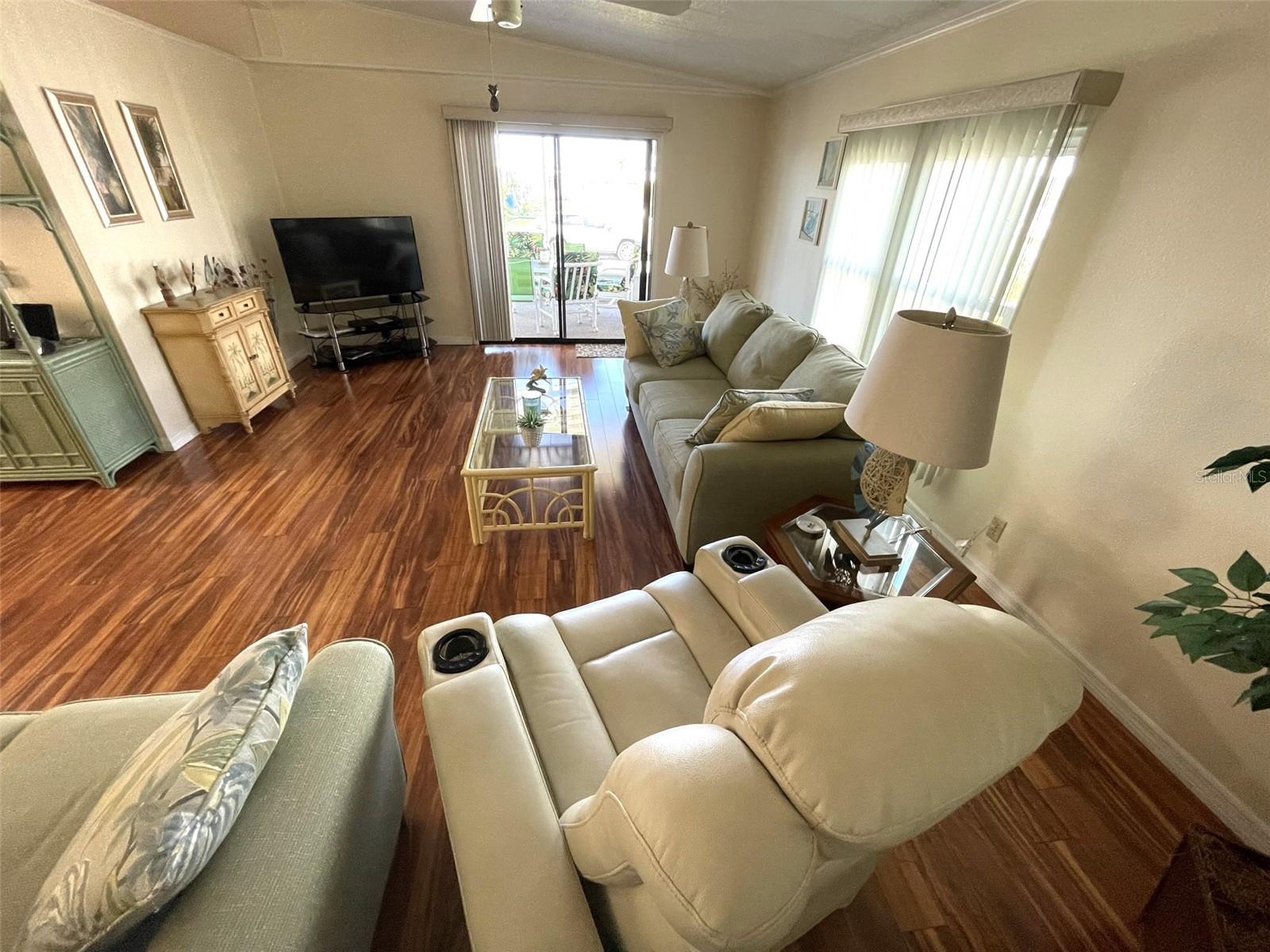 HARBOR ISLES II - Residential