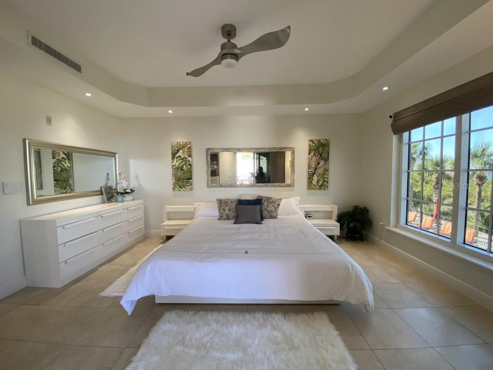 DA VINCI CONDO - Residential