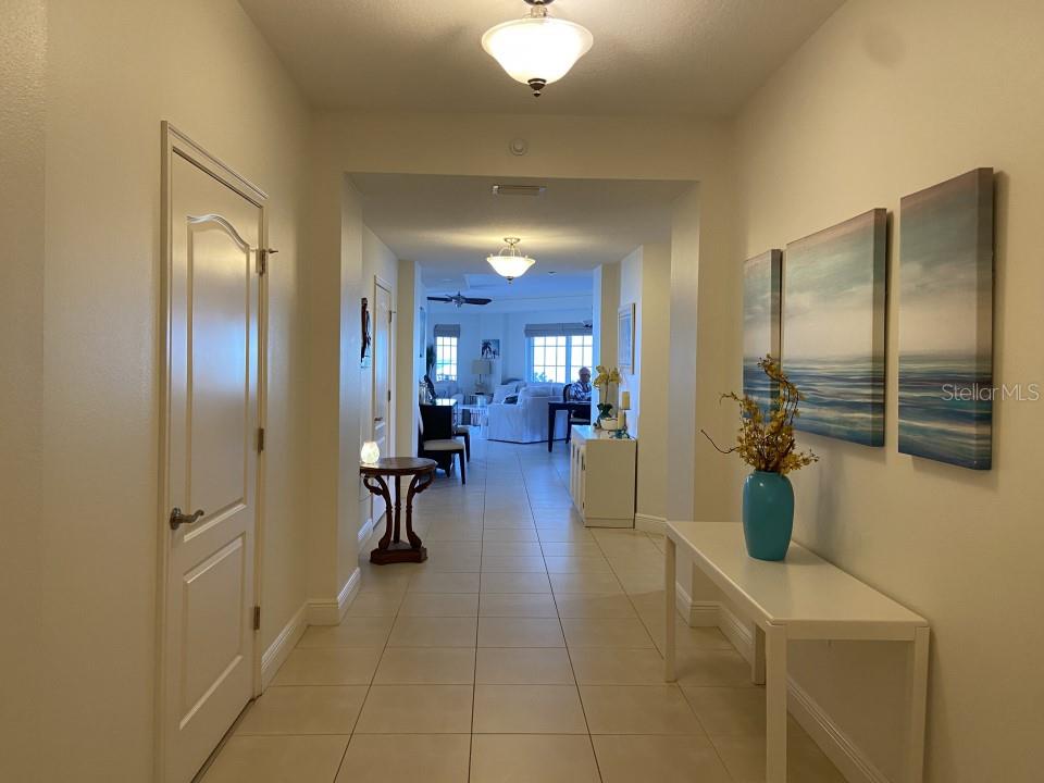 DA VINCI CONDO - Residential