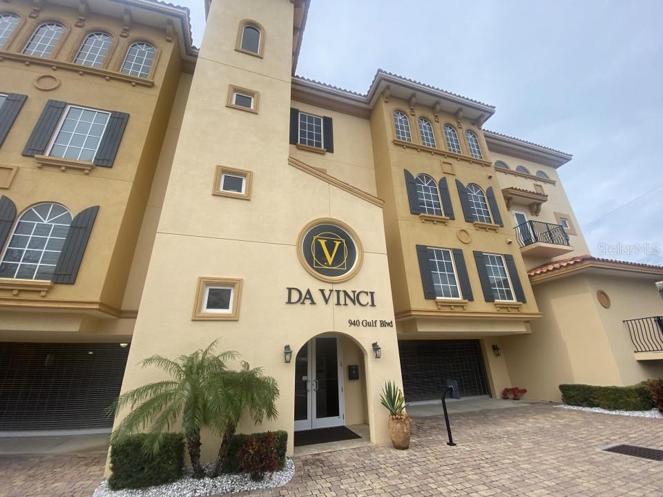DA VINCI CONDO - Residential