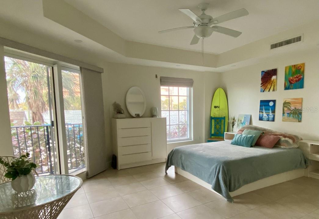 DA VINCI CONDO - Residential