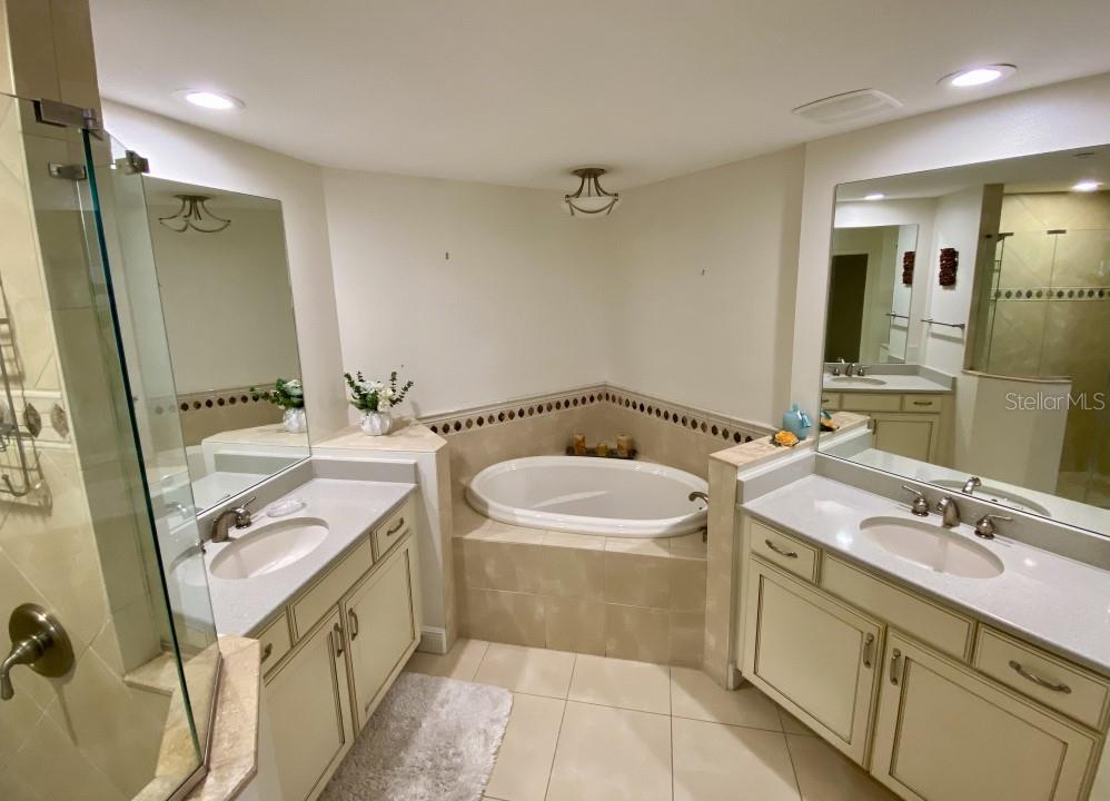 DA VINCI CONDO - Residential