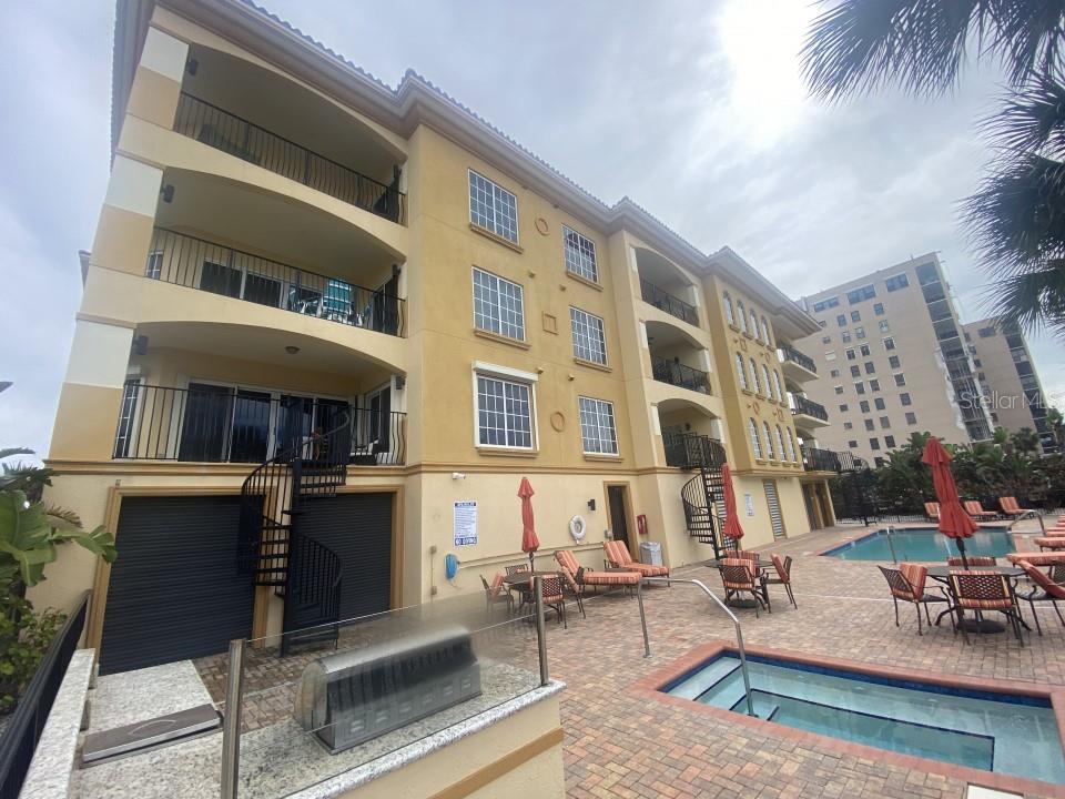 DA VINCI CONDO - Residential