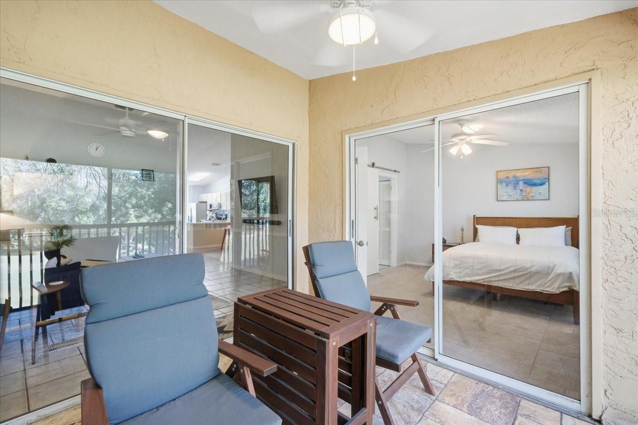 CARROLLWOOD COVE AT EMERALD GR - Residential