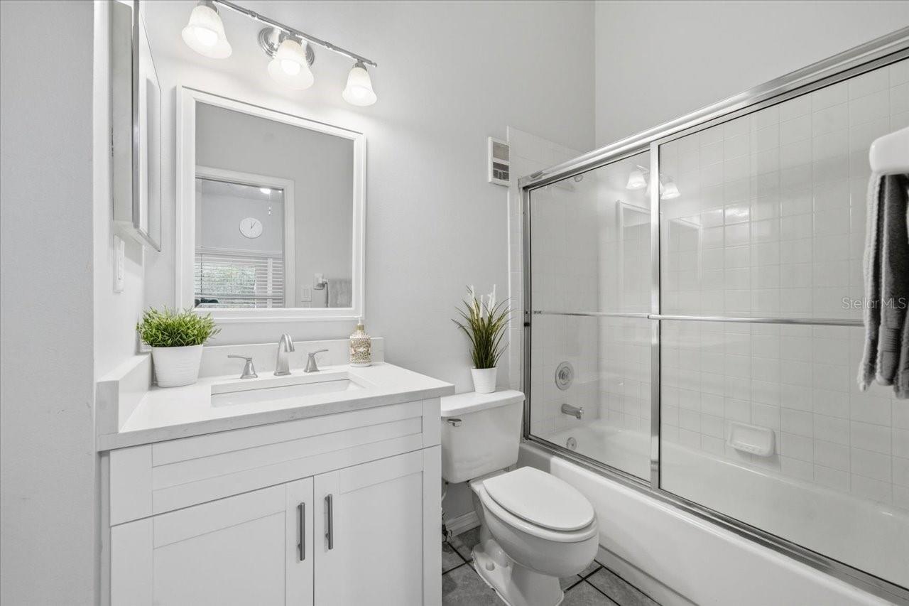 CARROLLWOOD COVE AT EMERALD GR - Residential