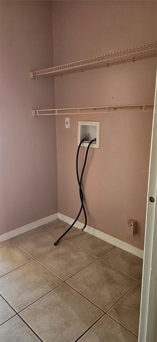MAGELLAN CROSSING - Residential Lease