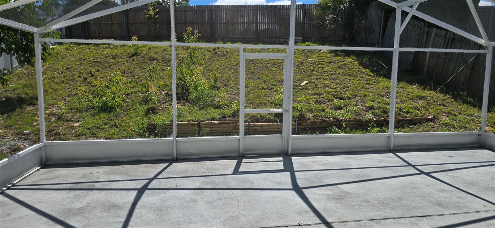 MAGELLAN CROSSING - Residential Lease