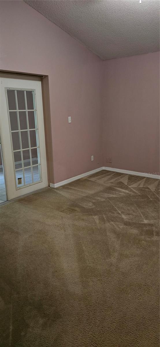 MAGELLAN CROSSING - Residential Lease