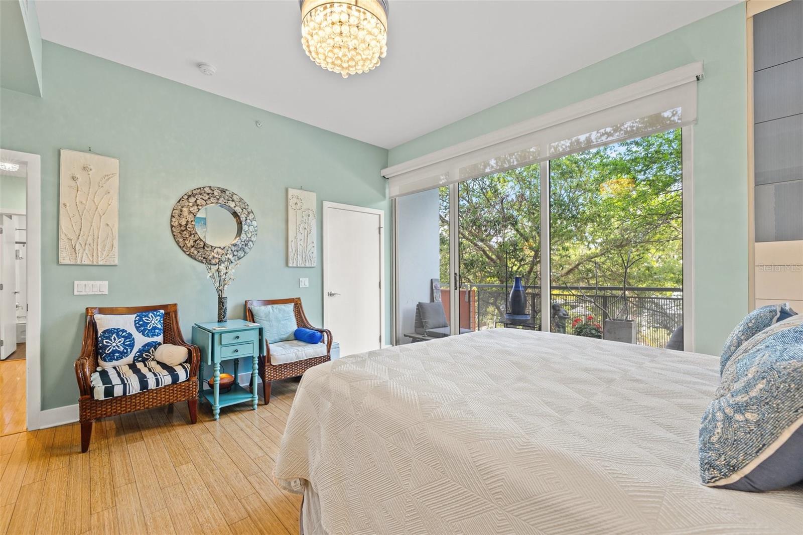 475 CONDO - Residential