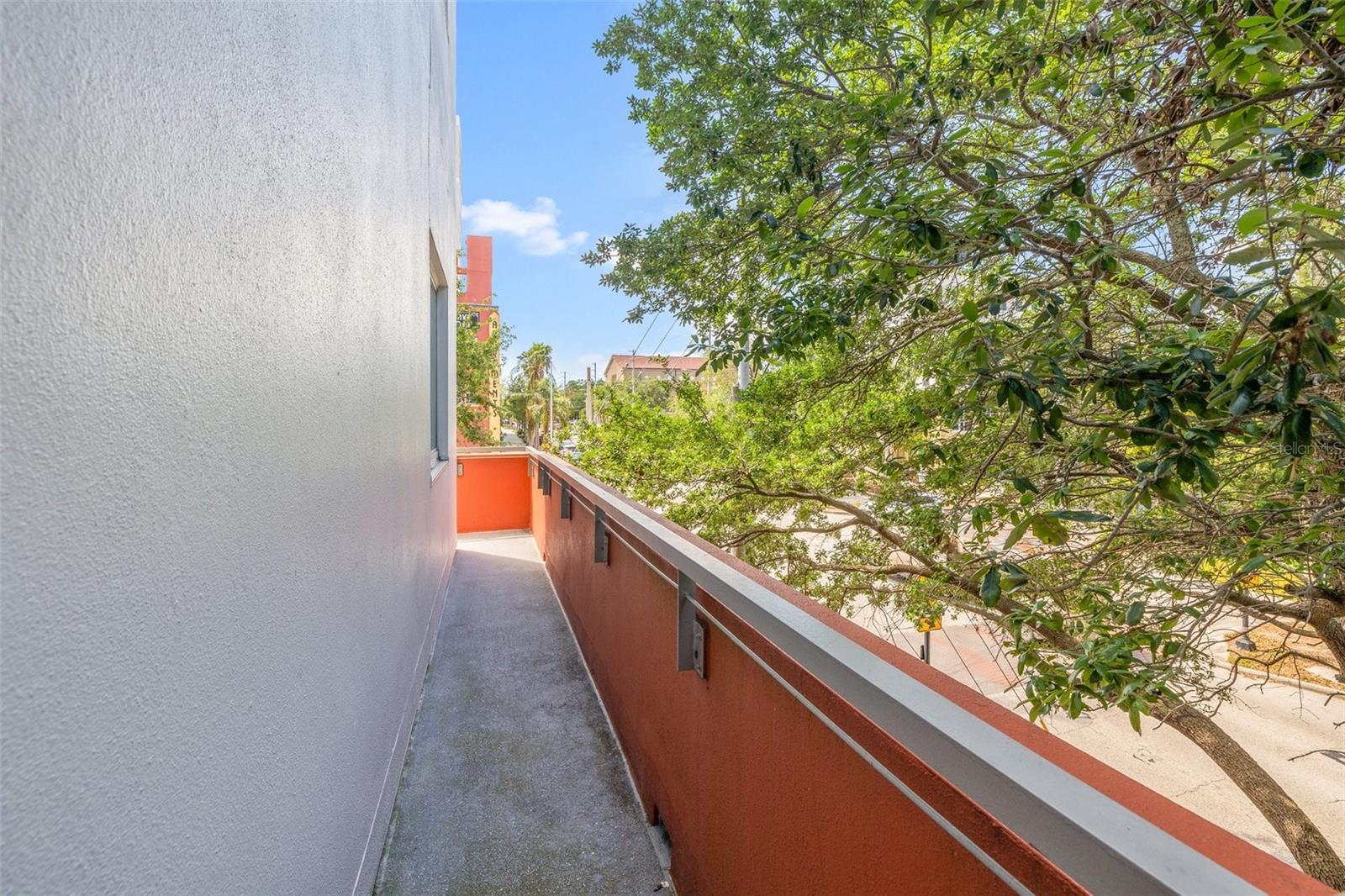 475 CONDO - Residential