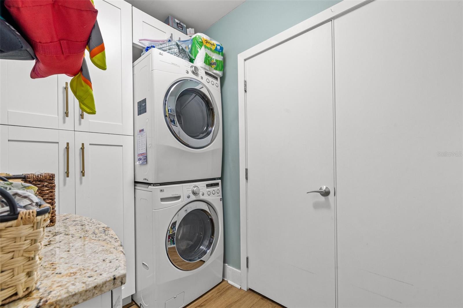 475 CONDO - Residential