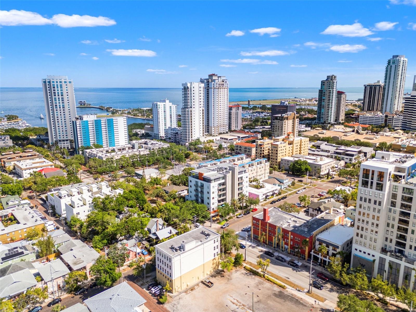 475 CONDO - Residential