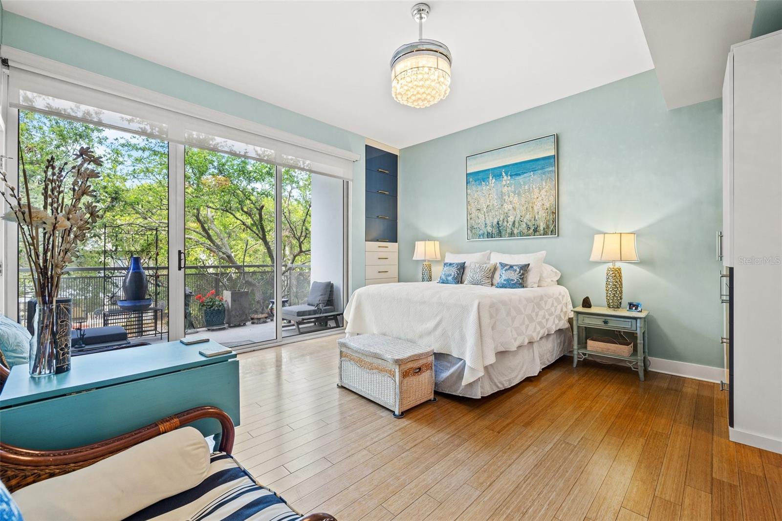 475 CONDO - Residential