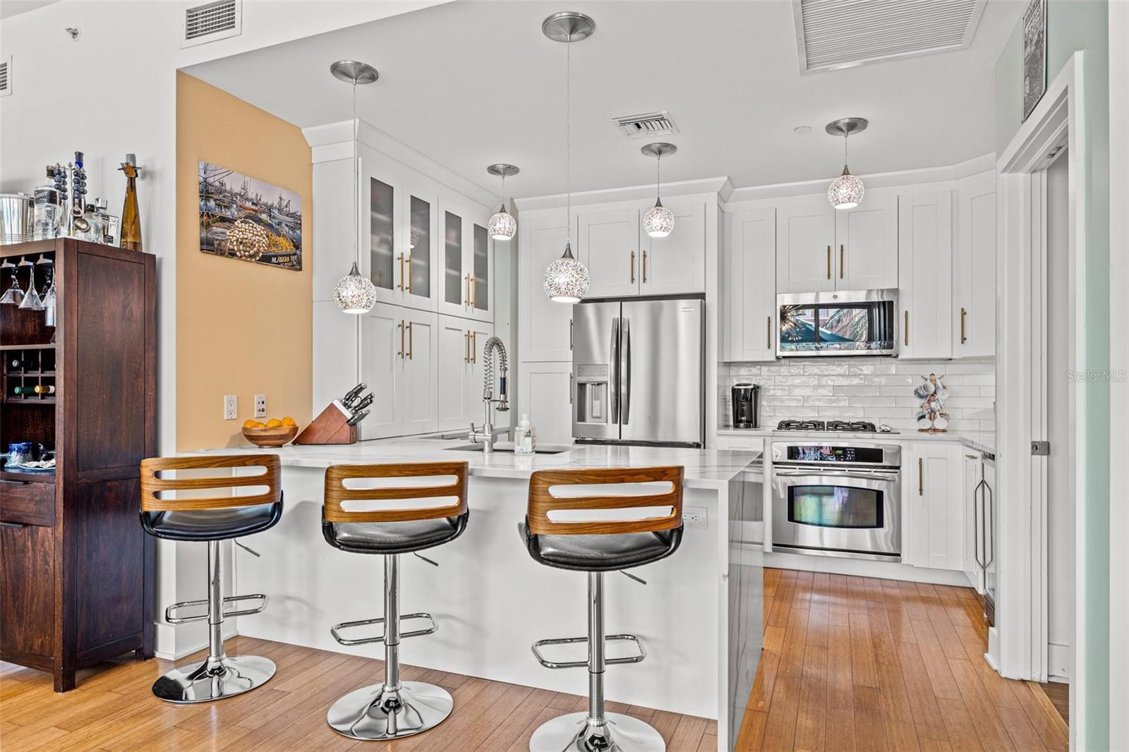 475 CONDO - Residential