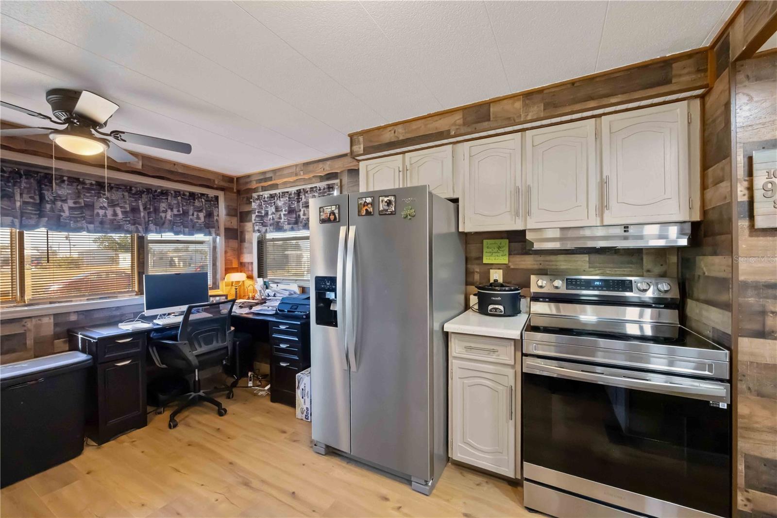 HOL MOB ESTATES 2ND ADD - Residential