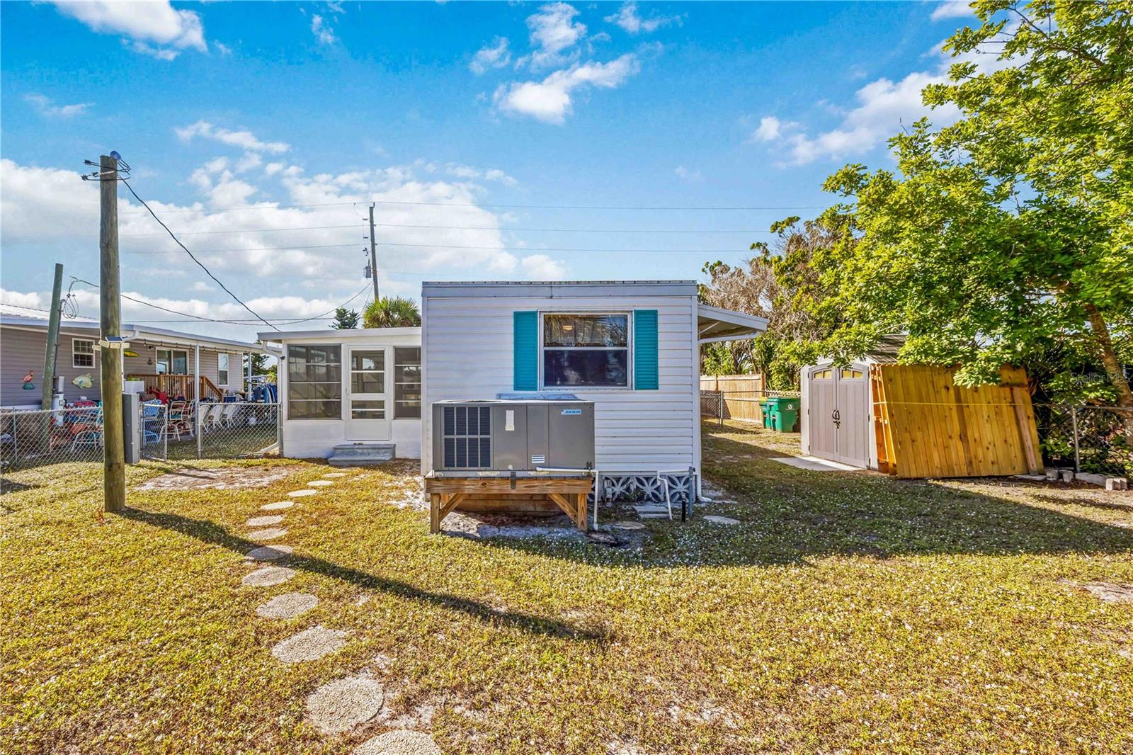 HOL MOB ESTATES 2ND ADD - Residential