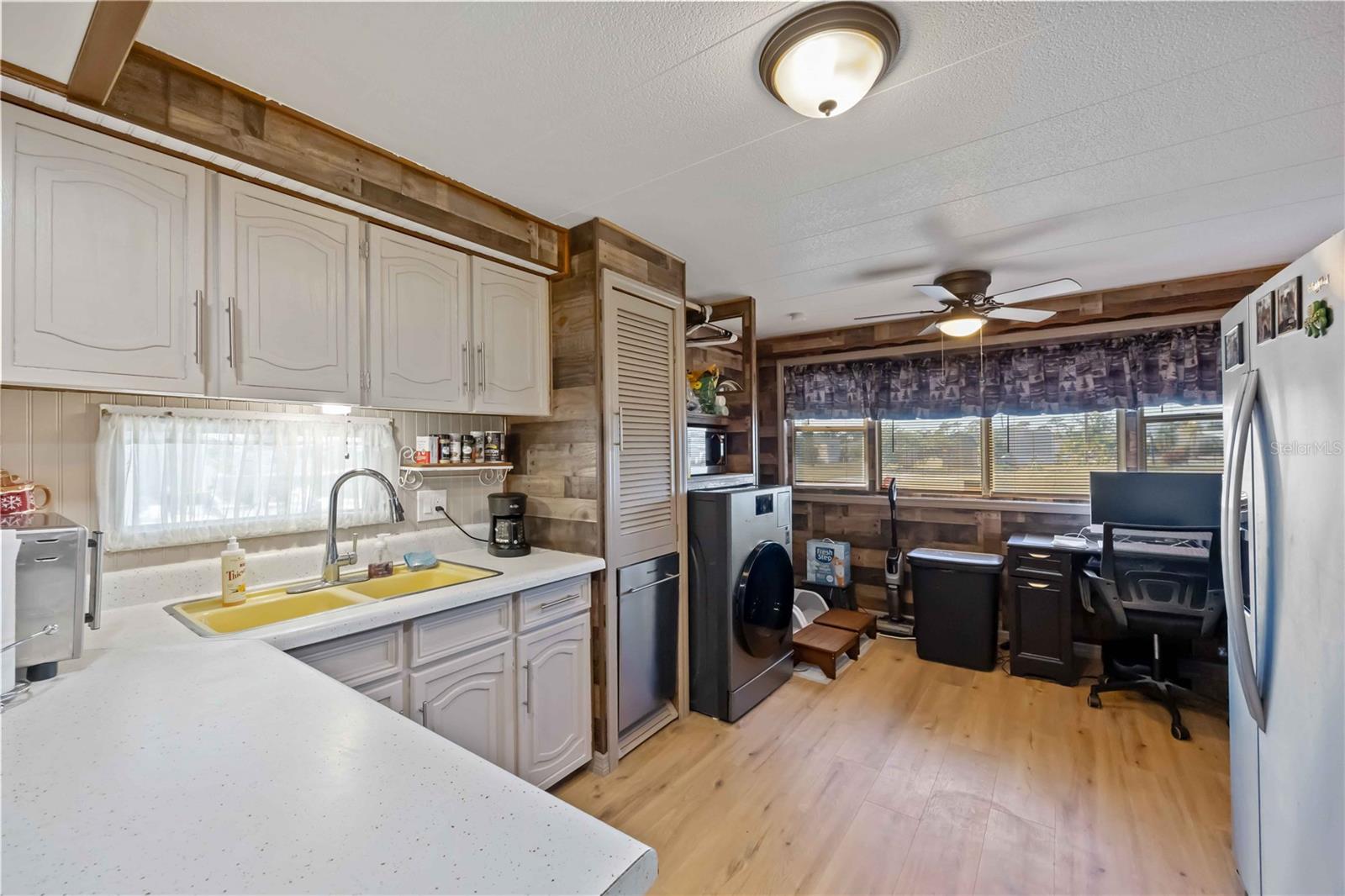 HOL MOB ESTATES 2ND ADD - Residential