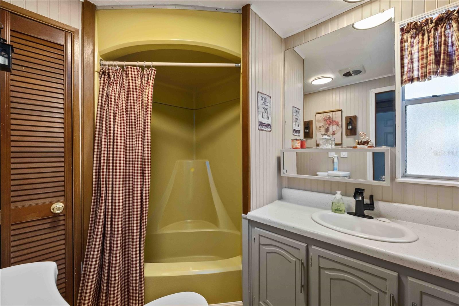 HOL MOB ESTATES 2ND ADD - Residential