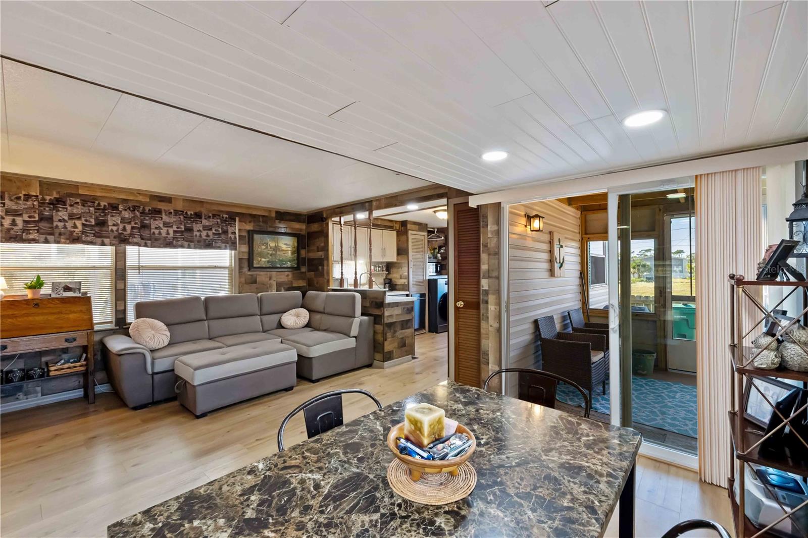 HOL MOB ESTATES 2ND ADD - Residential