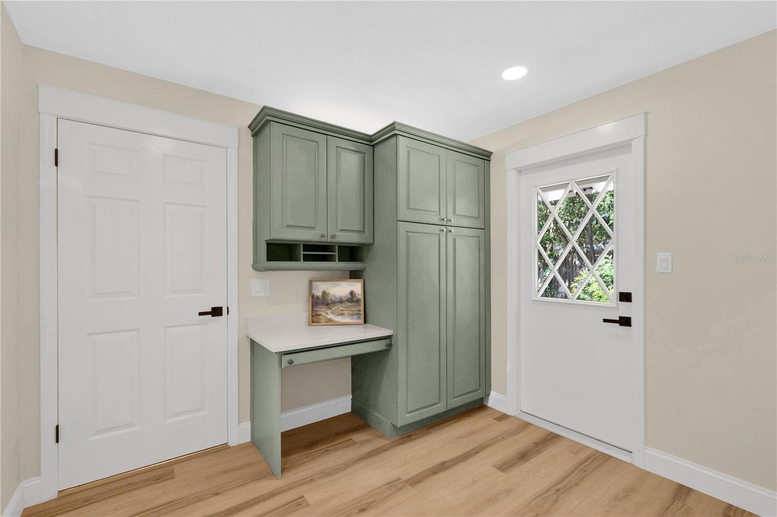 SCOTT LAKE HEIGHTS - Residential