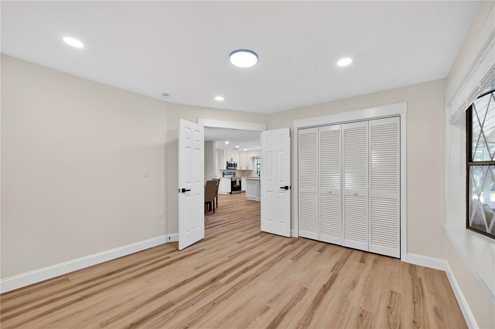 SCOTT LAKE HEIGHTS - Residential