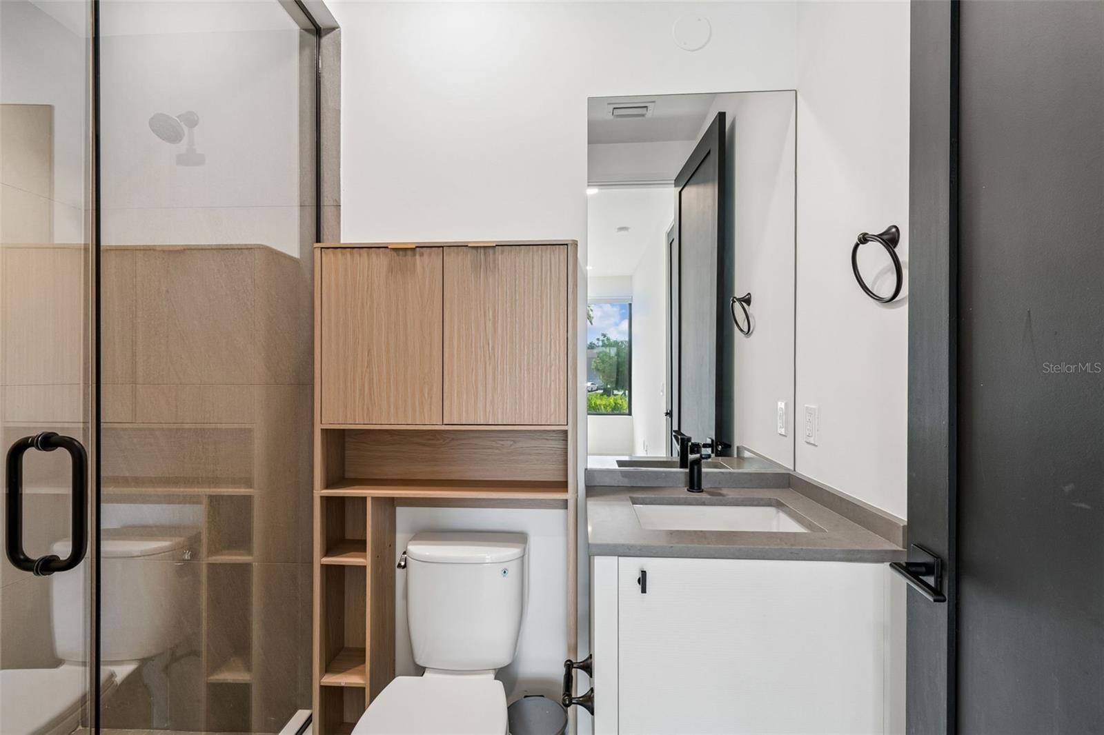 DAVIS POINT - Residential