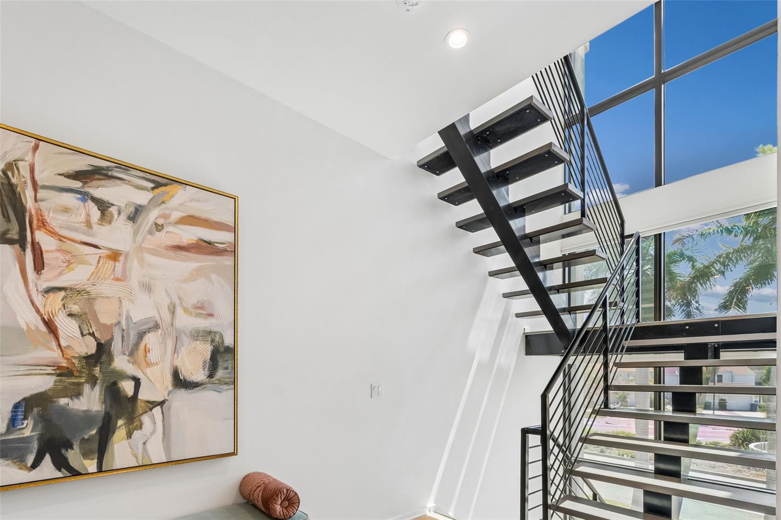 DAVIS POINT - Residential
