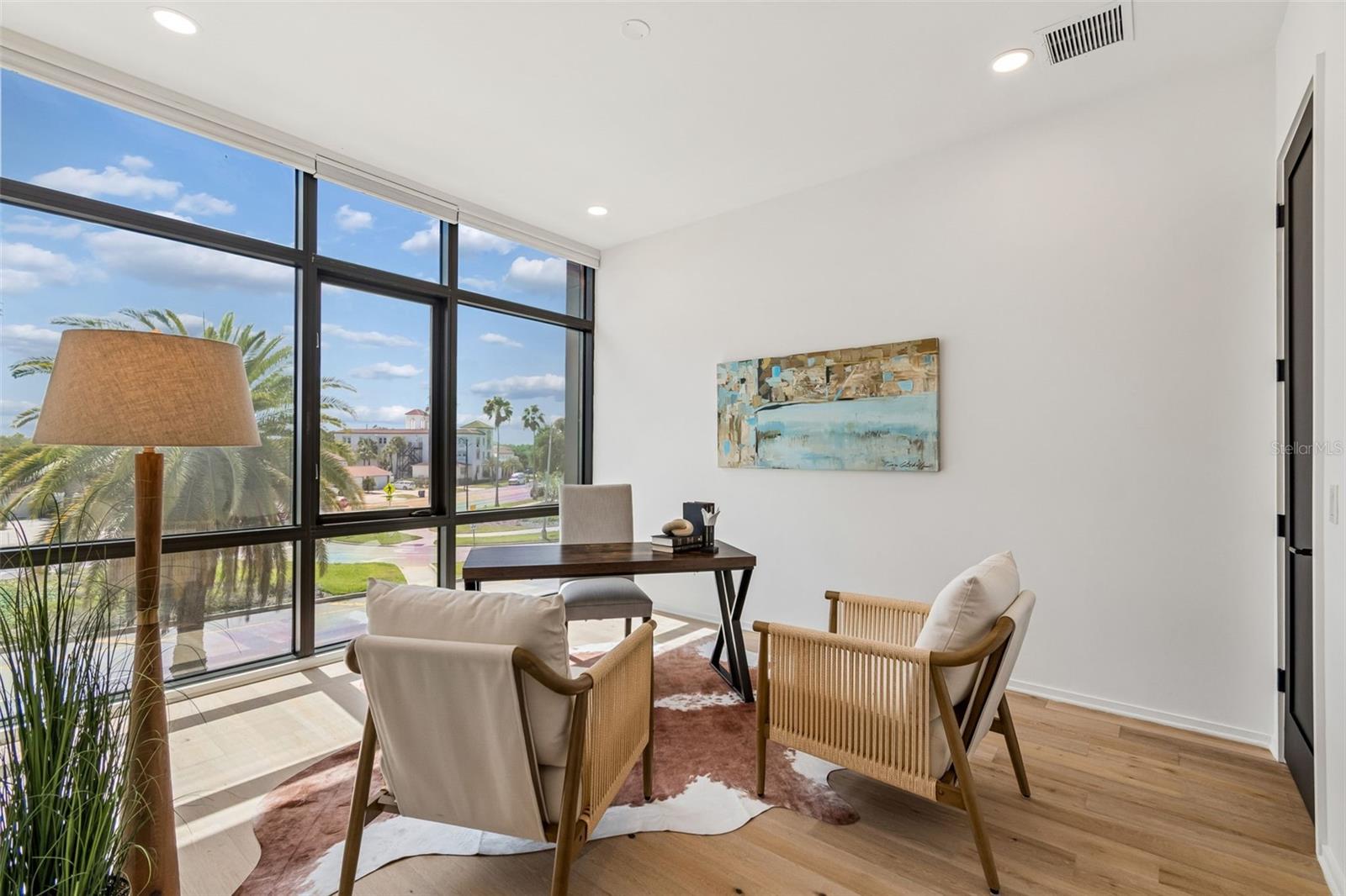 DAVIS POINT - Residential