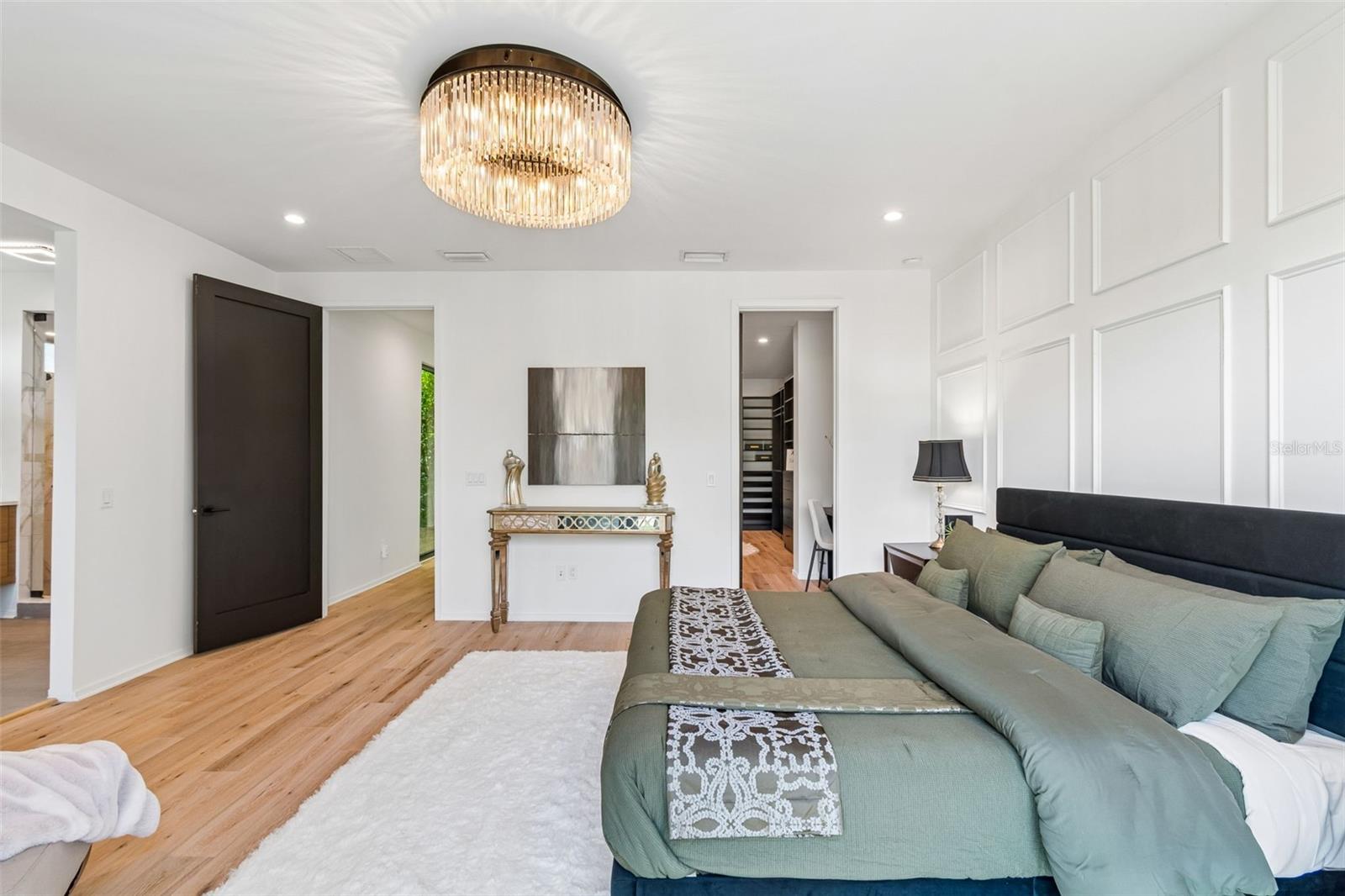 DAVIS POINT - Residential