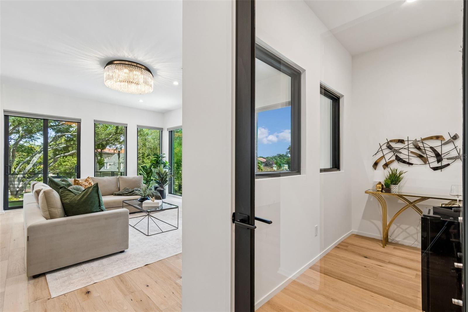 DAVIS POINT - Residential
