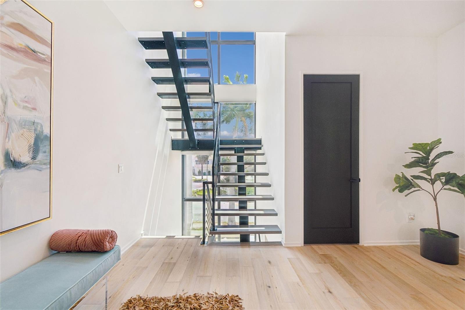 DAVIS POINT - Residential