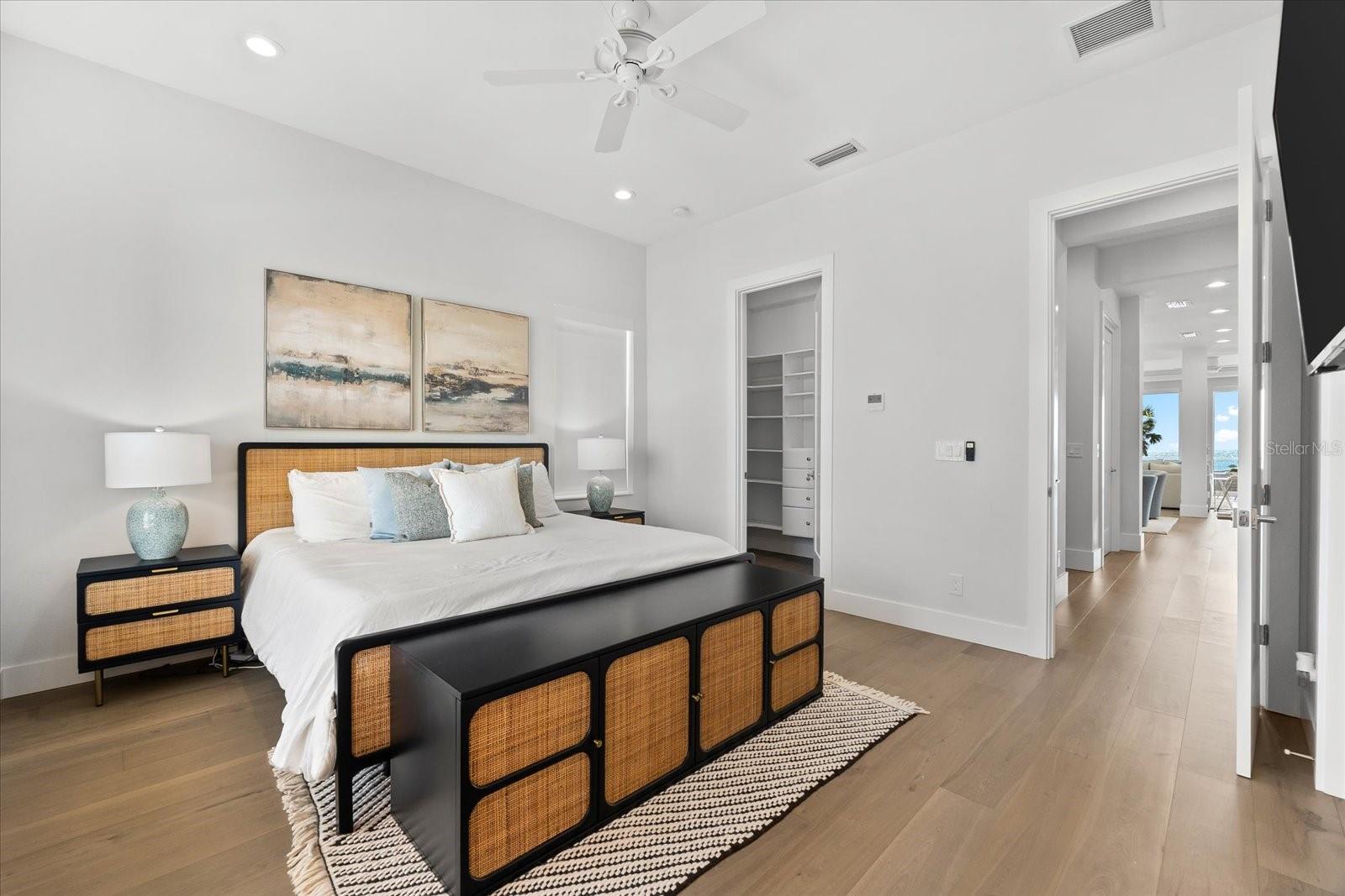 INDIAN ROCKS - Residential