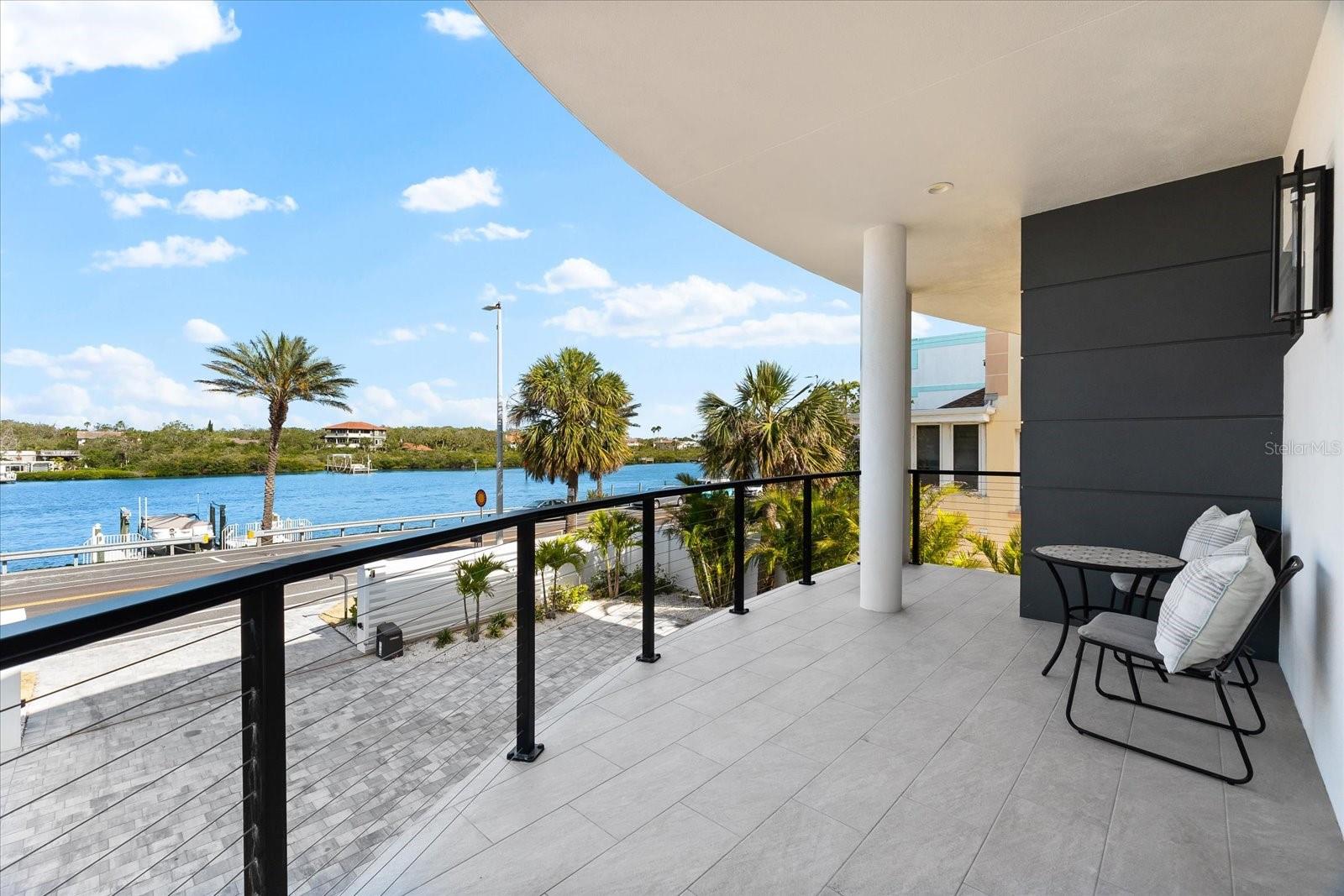 INDIAN ROCKS - Residential