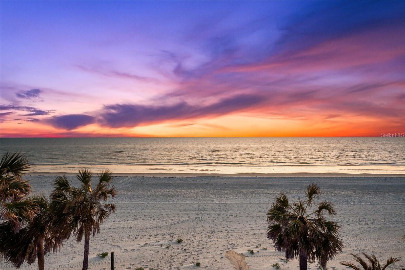 INDIAN ROCKS - Residential