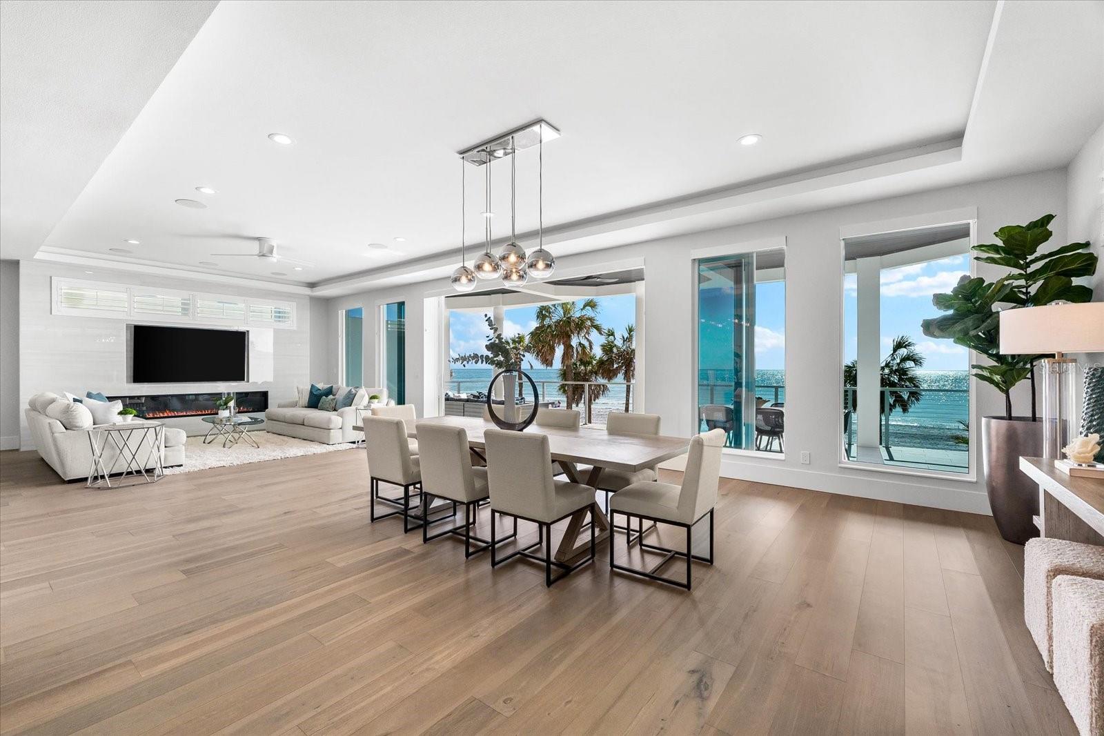 INDIAN ROCKS - Residential