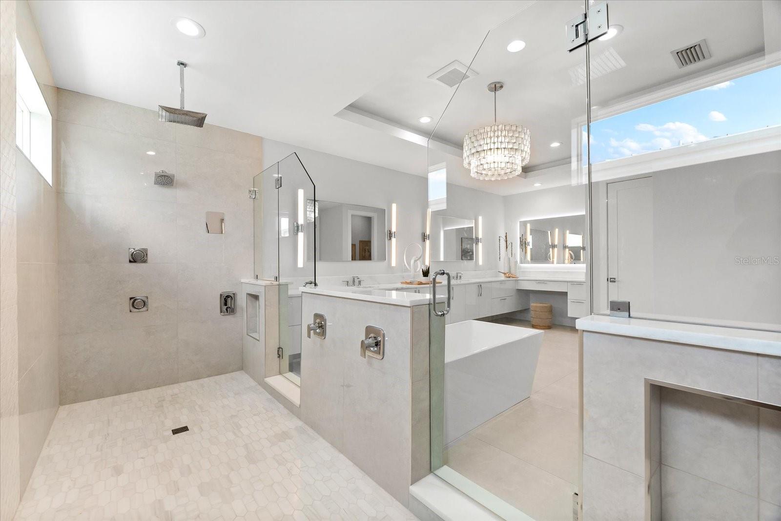 INDIAN ROCKS - Residential