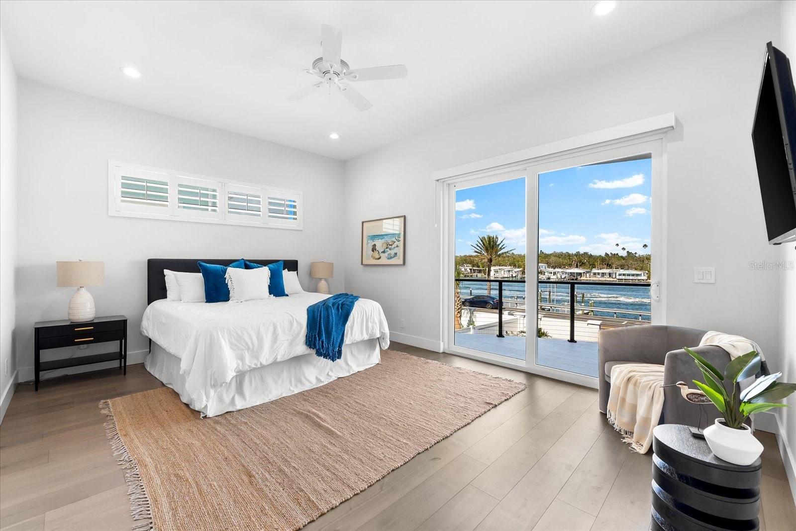 INDIAN ROCKS - Residential