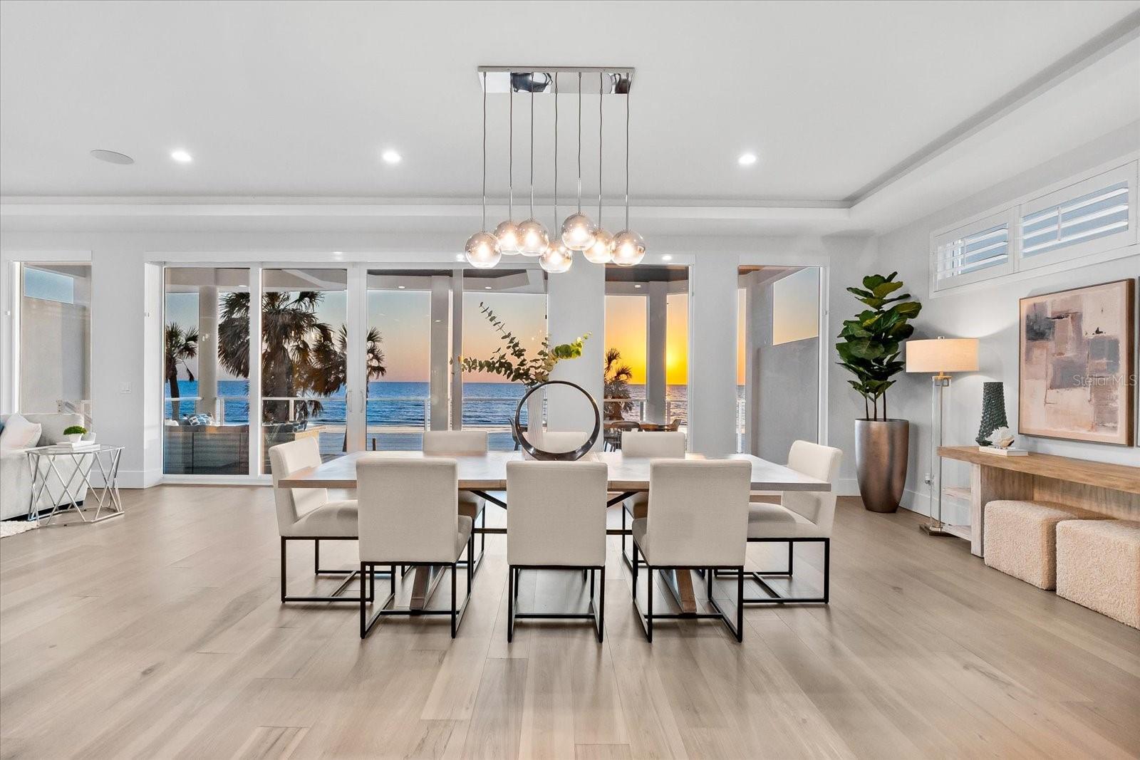 INDIAN ROCKS - Residential