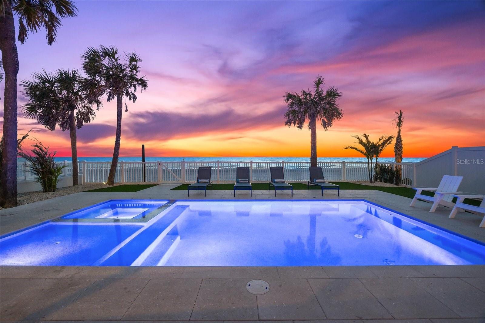 INDIAN ROCKS - Residential