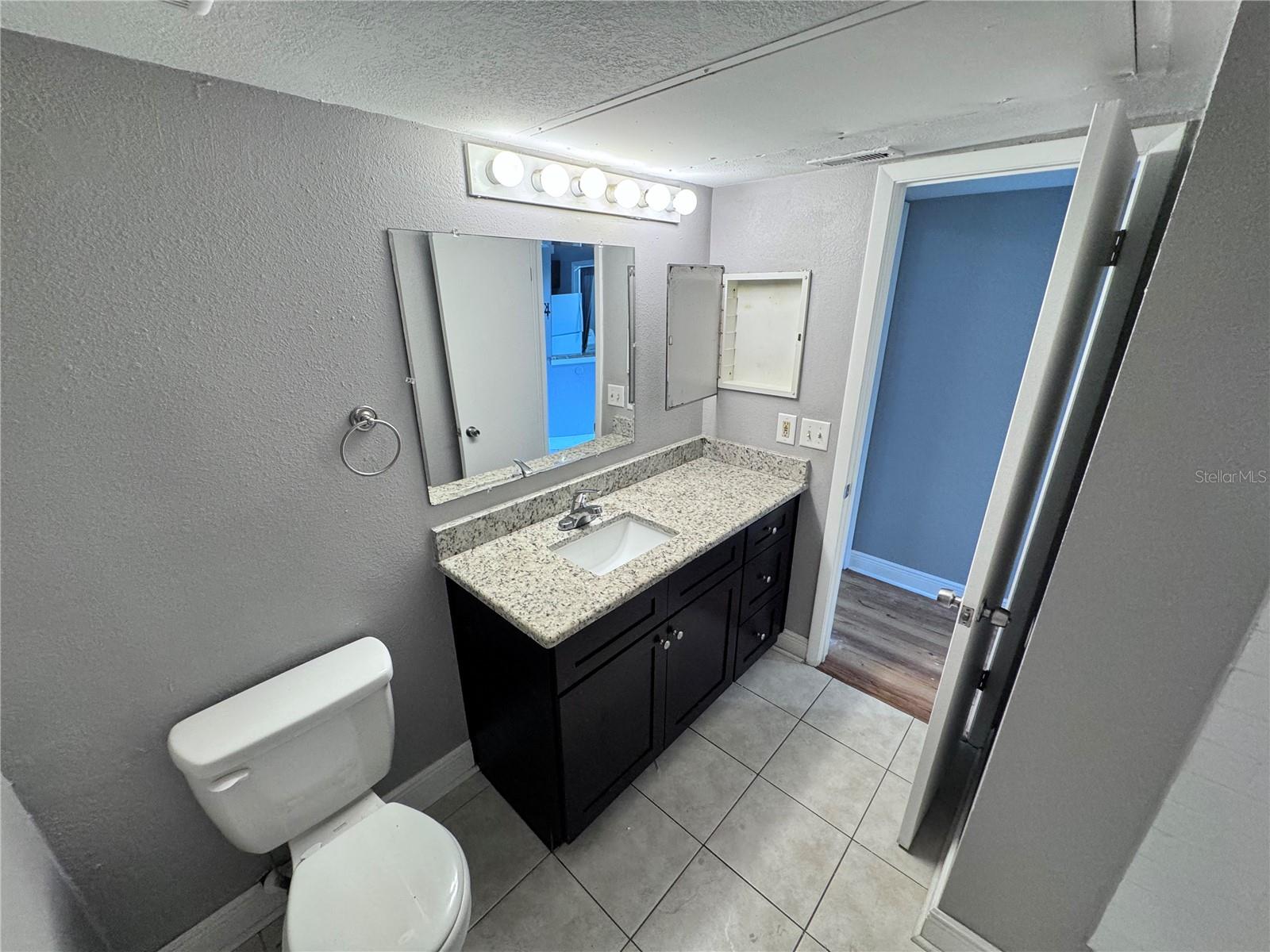 PLAZA/MILLENIUM - Residential Lease